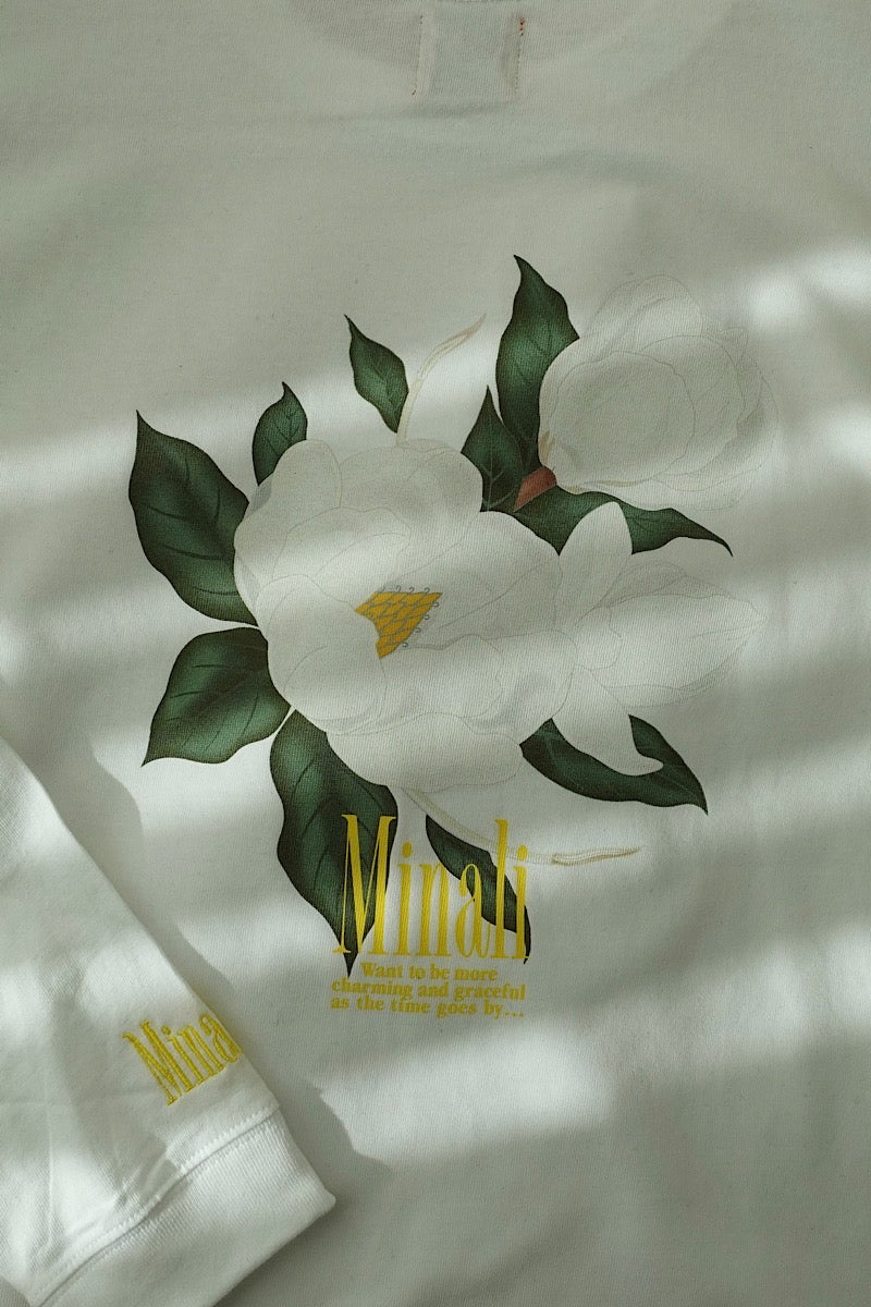 【再入荷】White Flower long T-shirt(UNISEX)