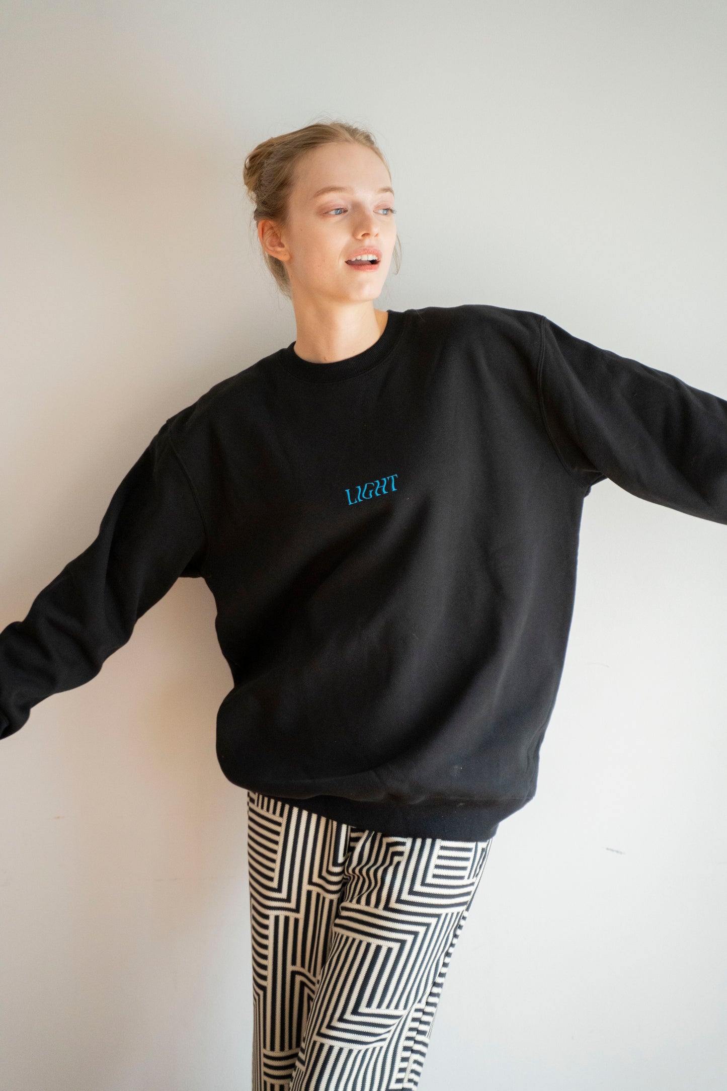 LIGHT Sweat shirt (UNISEX)