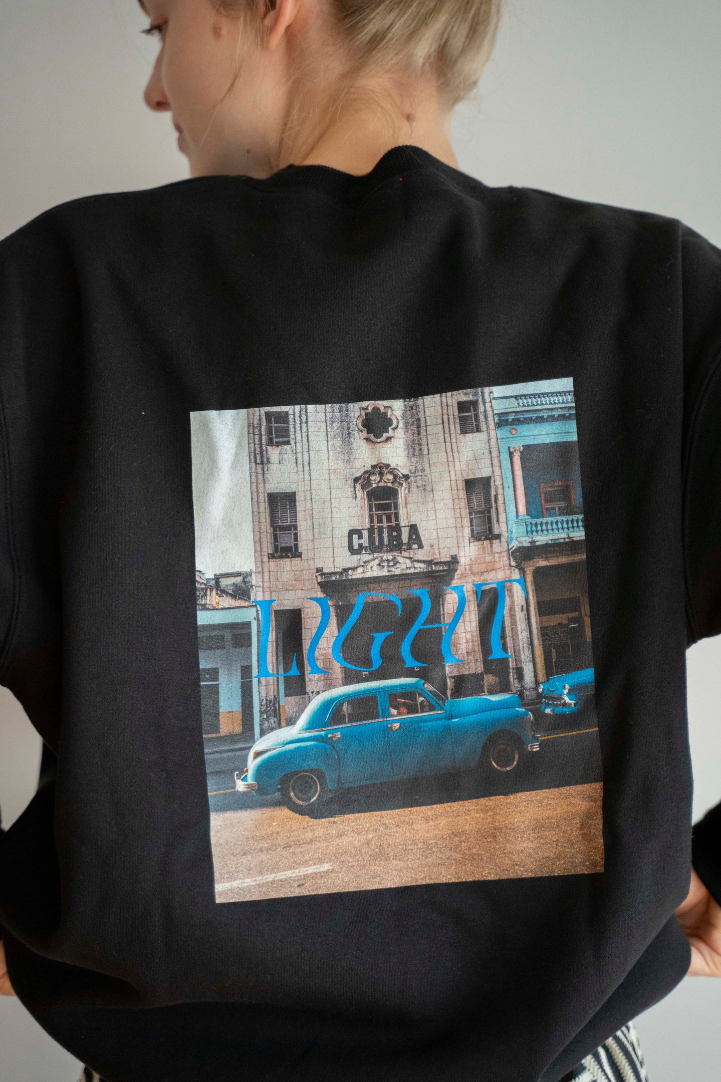 LIGHT Sweat shirt (UNISEX)