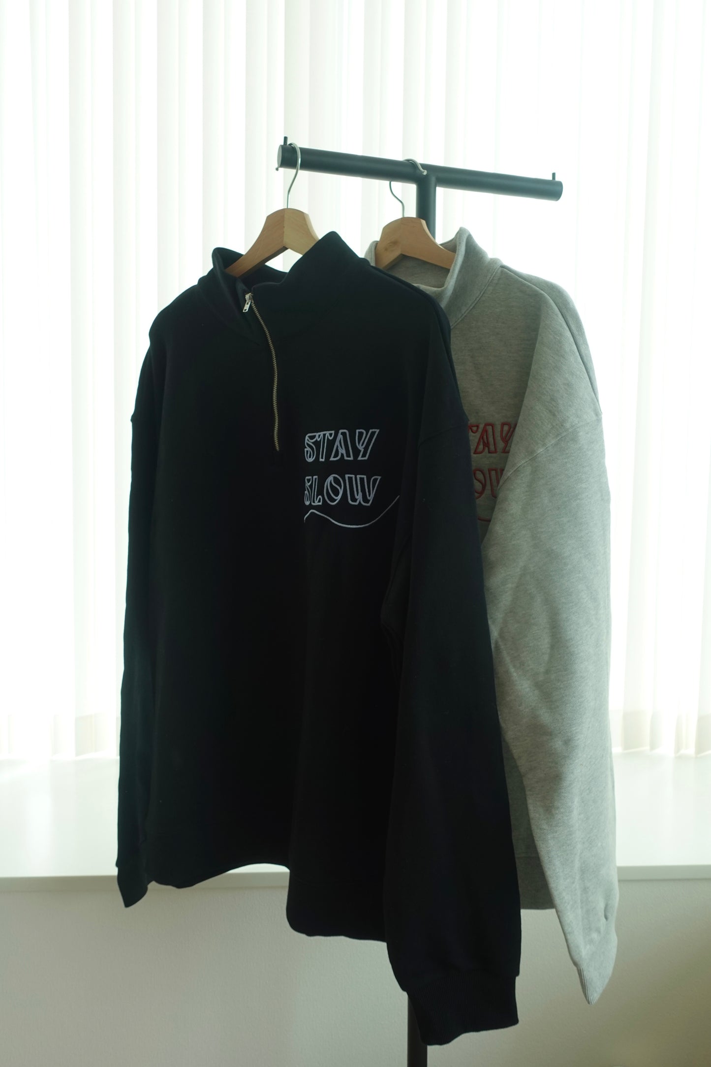 【予約販売】Minali×FRUIT OF THE LOOM  Half zip sweat