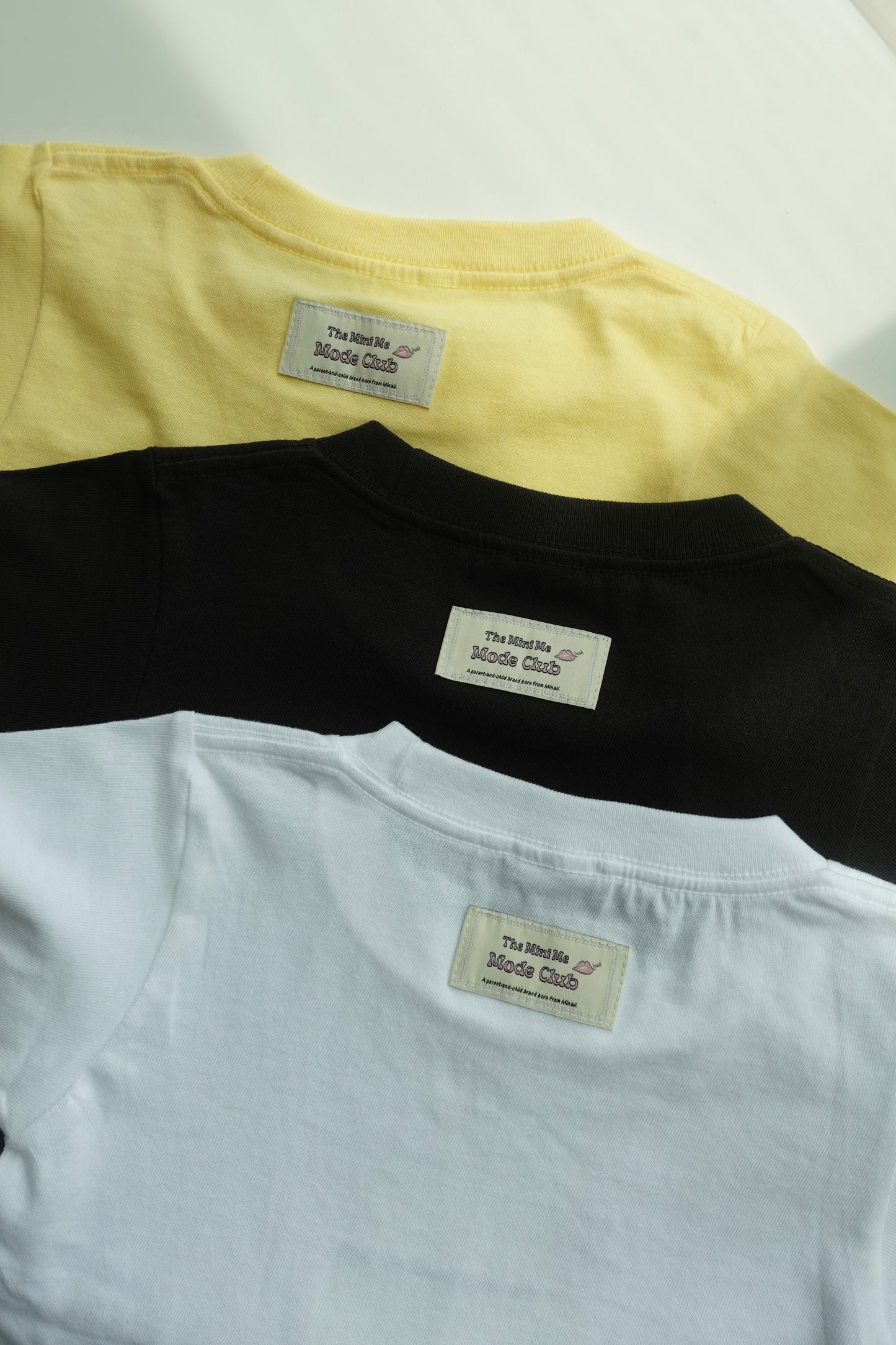 【予約販売】【KIDS】The Mini Me Mode Club  Flower T-shirt