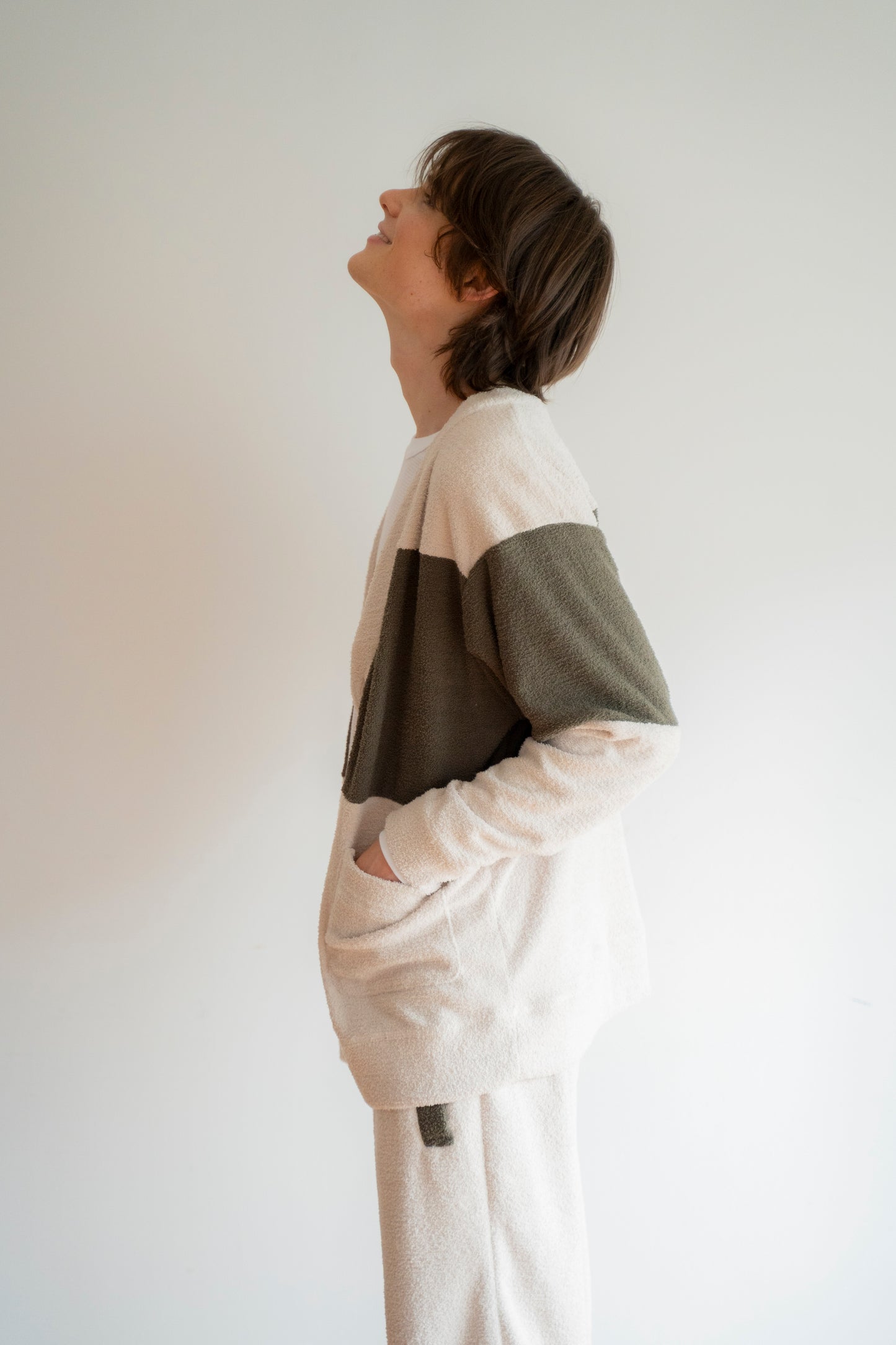 Fluffy cardigan(UNISEX)